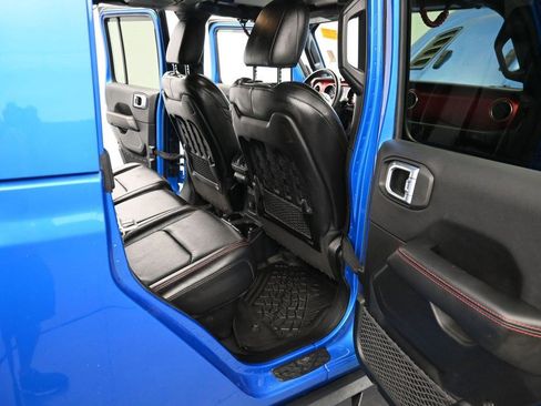 Used 2021 Jeep Gladiator Rubicon AWD/4WD image 9
