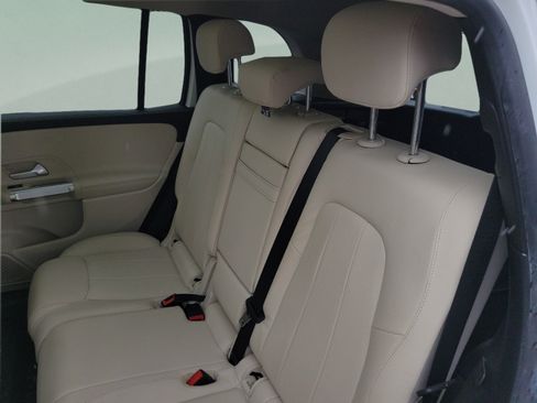 Certified 2023 Mercedes-Benz GLB 250 image 9