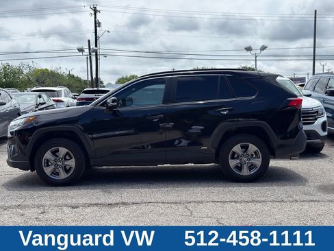 Used 2025 Toyota RAV4 LE AWD/4WD image 6
