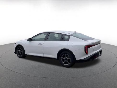Used 2025 Kia K4 FWD image 9