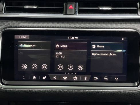 Used 2019 Land Rover Range Rover Velar R-Dynamic SE AWD/4WD image 24