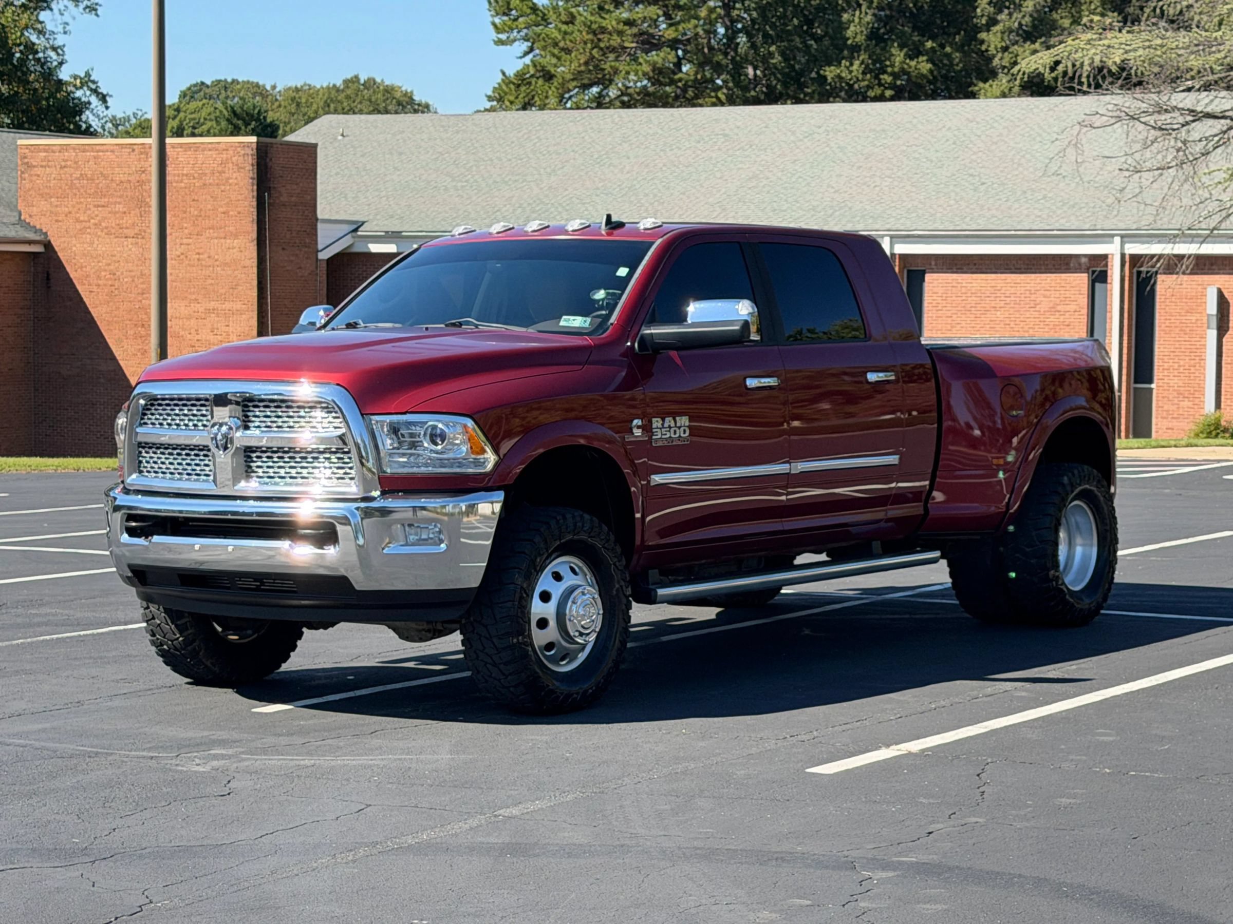 Used 2015 RAM 3500 Laramie AWD/4WD image 1