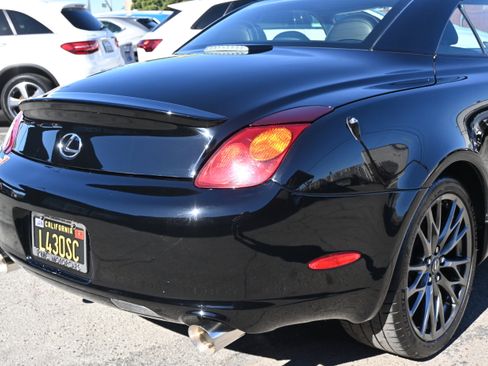 Used 2005 Lexus SC 430 Convertible image 22