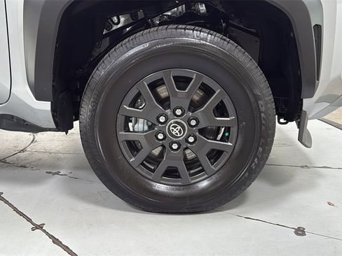 Certified 2025 Toyota 4Runner SR5 image 21