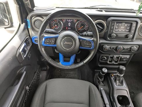 Used 2019 Jeep Wrangler Unlimited Sport S image 16
