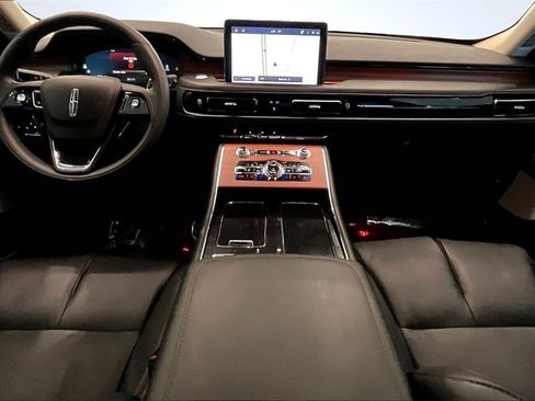 Used 2024 Lincoln Aviator Reserve w/ Equipment Group 201A image 16