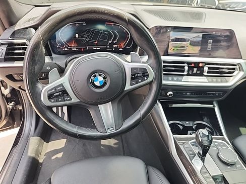 Used 2021 BMW 330i Sedan w/ M Sport Package RWD image 4