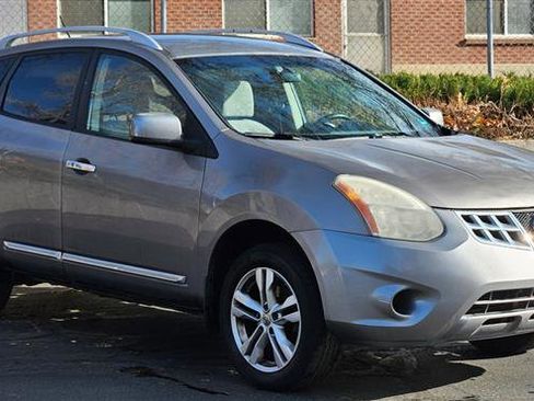 Used 2012 Nissan Rogue SV image 7