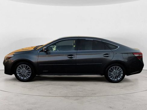 Used 2014 Toyota Avalon XLE Touring FWD image 2