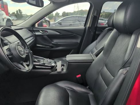 Used 2022 MAZDA CX-9 Touring image 2