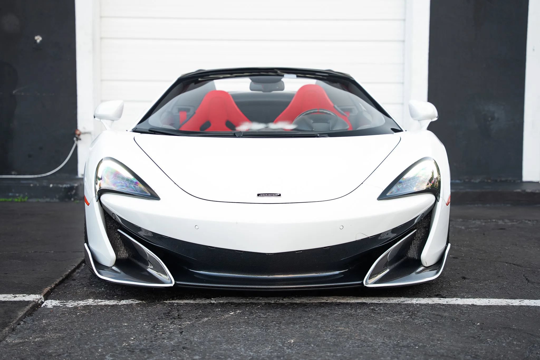 Used 2020 McLaren 600LT Spider RWD image 2