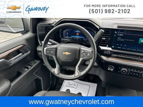 Used 2023 Chevrolet Silverado 1500 LT AWD/4WD image 24