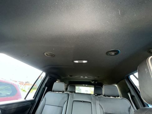 Used 2021 GMC Yukon XL SLT AWD/4WD image 22