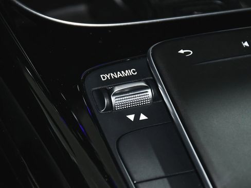 Used 2023 Mercedes-Benz CLA 35 AMG 4MATIC w/ AMG Aerodynamic Package image 39