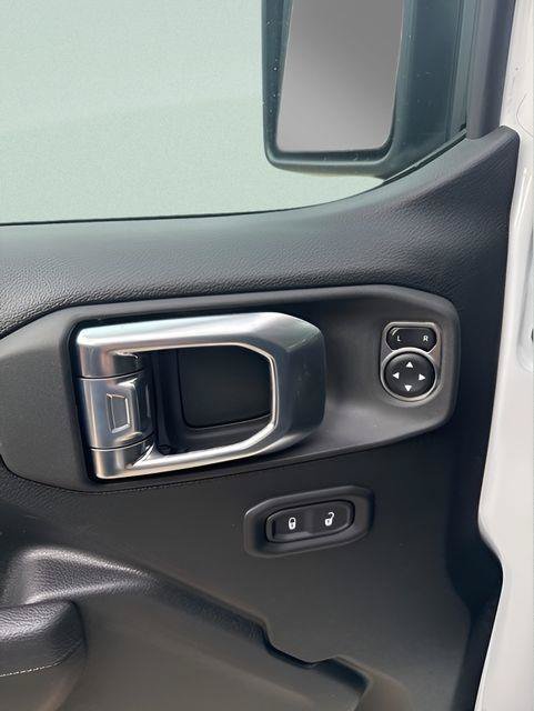 New 2026 Jeep Gladiator Sport AWD/4WD image 14
