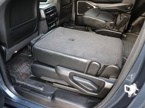 Used 2024 Jeep Wagoneer Series II AWD/4WD image 29