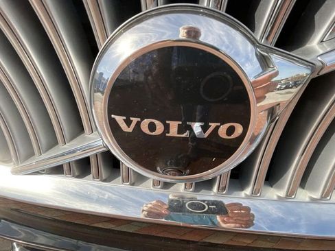 Used 2023 Volvo XC90 B6 Ultimate w/ Protection Package Premier image 7