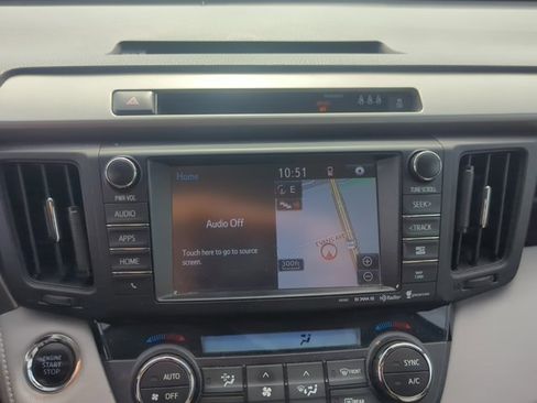 Used 2017 Toyota RAV4 XLE image 18