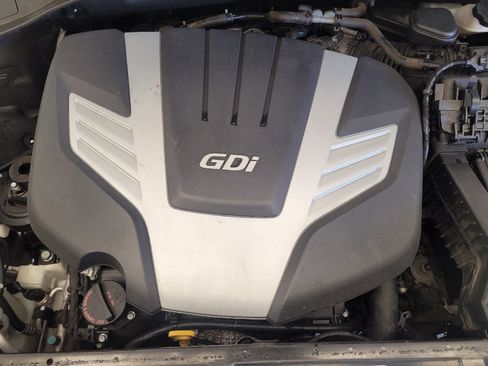 Used 2017 Hyundai Santa Fe SE image 30