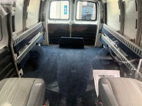 Used 2019 Chevrolet Express 2500 image 11