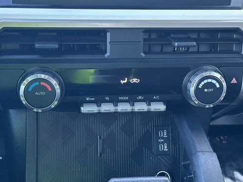 Used 2024 Toyota Tacoma TRD Off-Road image 23