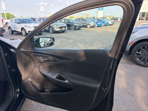 Used 2024 Chevrolet Malibu LS image 30