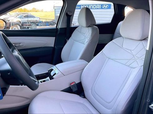 New 2026 Hyundai Tucson SE FWD image 9