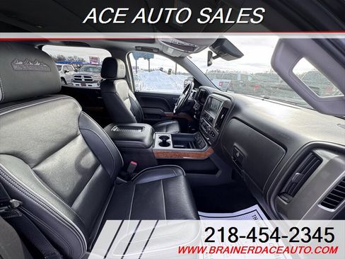 Used 2018 Chevrolet Silverado 1500 High Country image 11