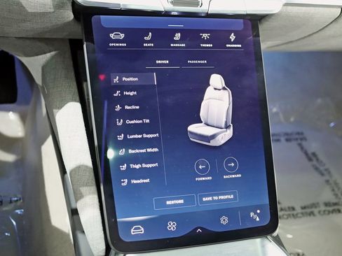 Used 2022 Lucid Air Grand Touring image 24