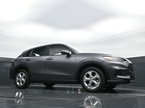 Used 2025 Honda HR-V LX image 36