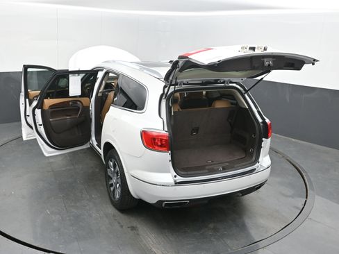 Used 2017 Buick Enclave Leather w/ Enclave Sport Touring Edition image 42