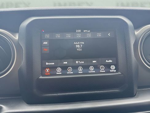 Used 2023 Jeep Wrangler Unlimited Sport AWD/4WD image 16