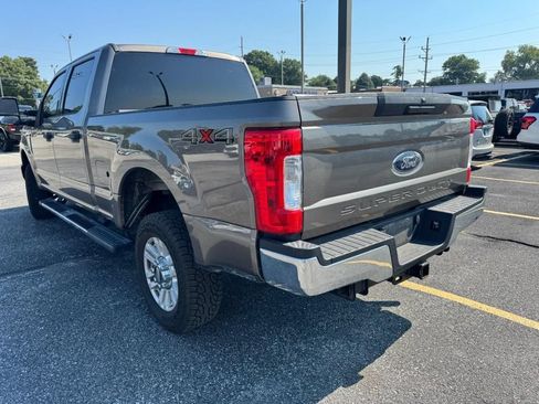 Used 2018 Ford F250 XLT AWD/4WD image 9