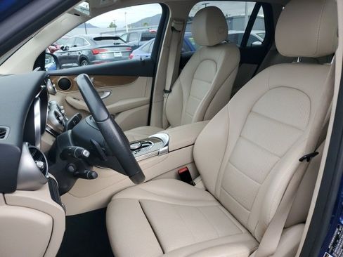 Used 2018 Mercedes-Benz GLC 300 image 3