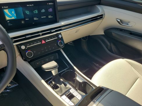New 2026 Hyundai Tucson SEL FWD image 29
