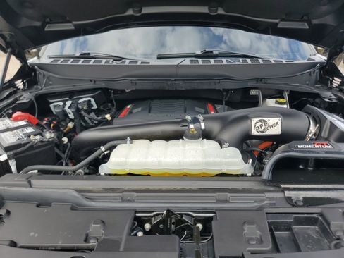 Used 2025 Ford F150 Raptor AWD/4WD image 8
