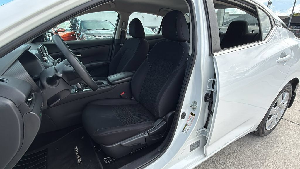 Used 2021 Nissan Sentra S FWD image 22