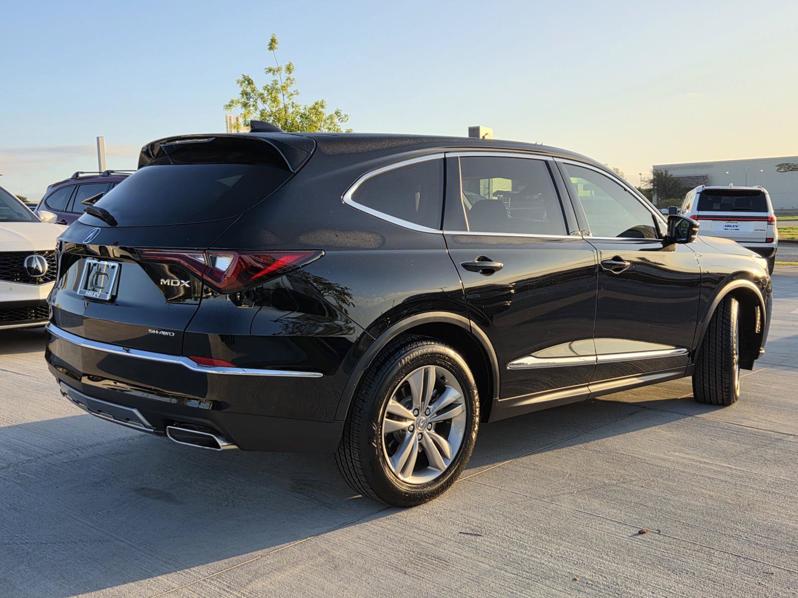 Used 2026 Acura MDX SH-AWD image 5