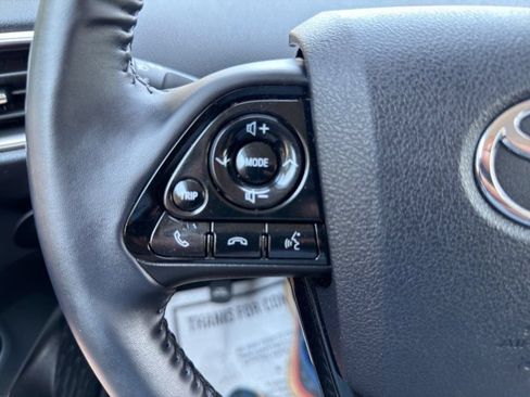 Used 2021 Toyota Prius Prime LE FWD image 25