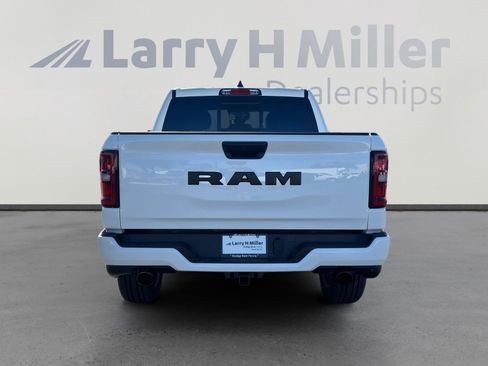 New 2026 RAM 1500 Express image 5