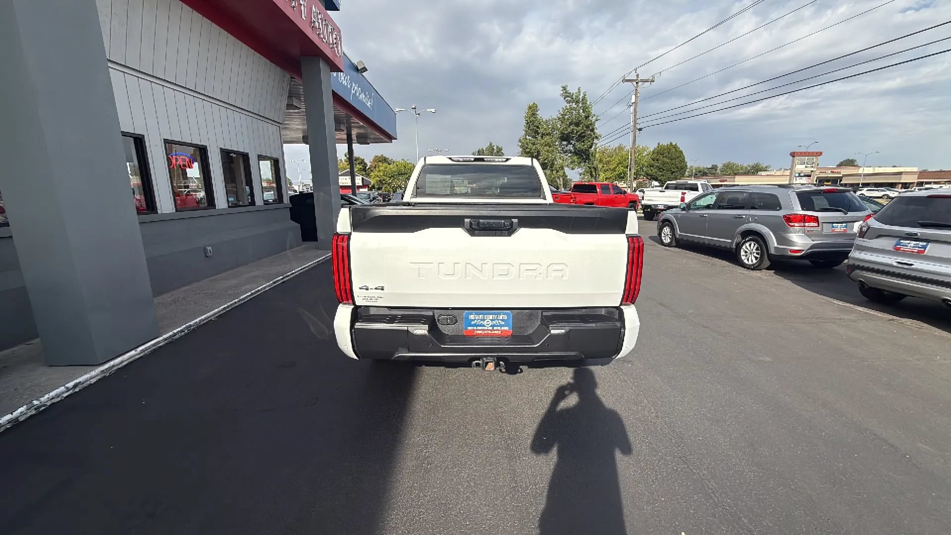 Used 2024 Toyota Tundra SR5 w/ SR5 Convenience Package AWD/4WD image 5