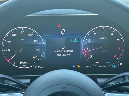 Certified 2025 Mercedes-Benz GLC 300 image 29