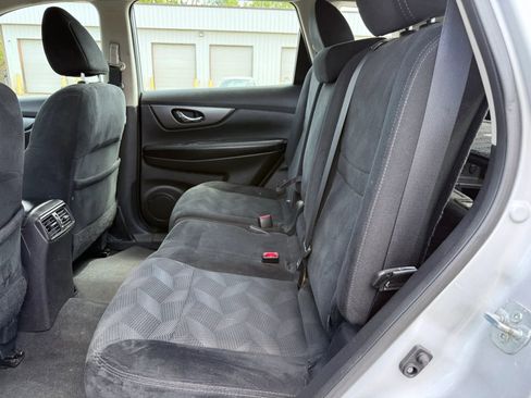 Used 2016 Nissan Rogue S image 21