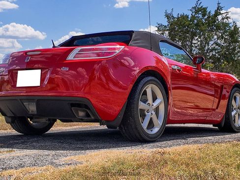 Used 2009 Saturn Sky w/ Premium Trim Package RWD image 14