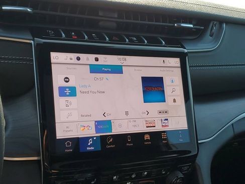 New 2025 Jeep Grand Cherokee Limited image 10