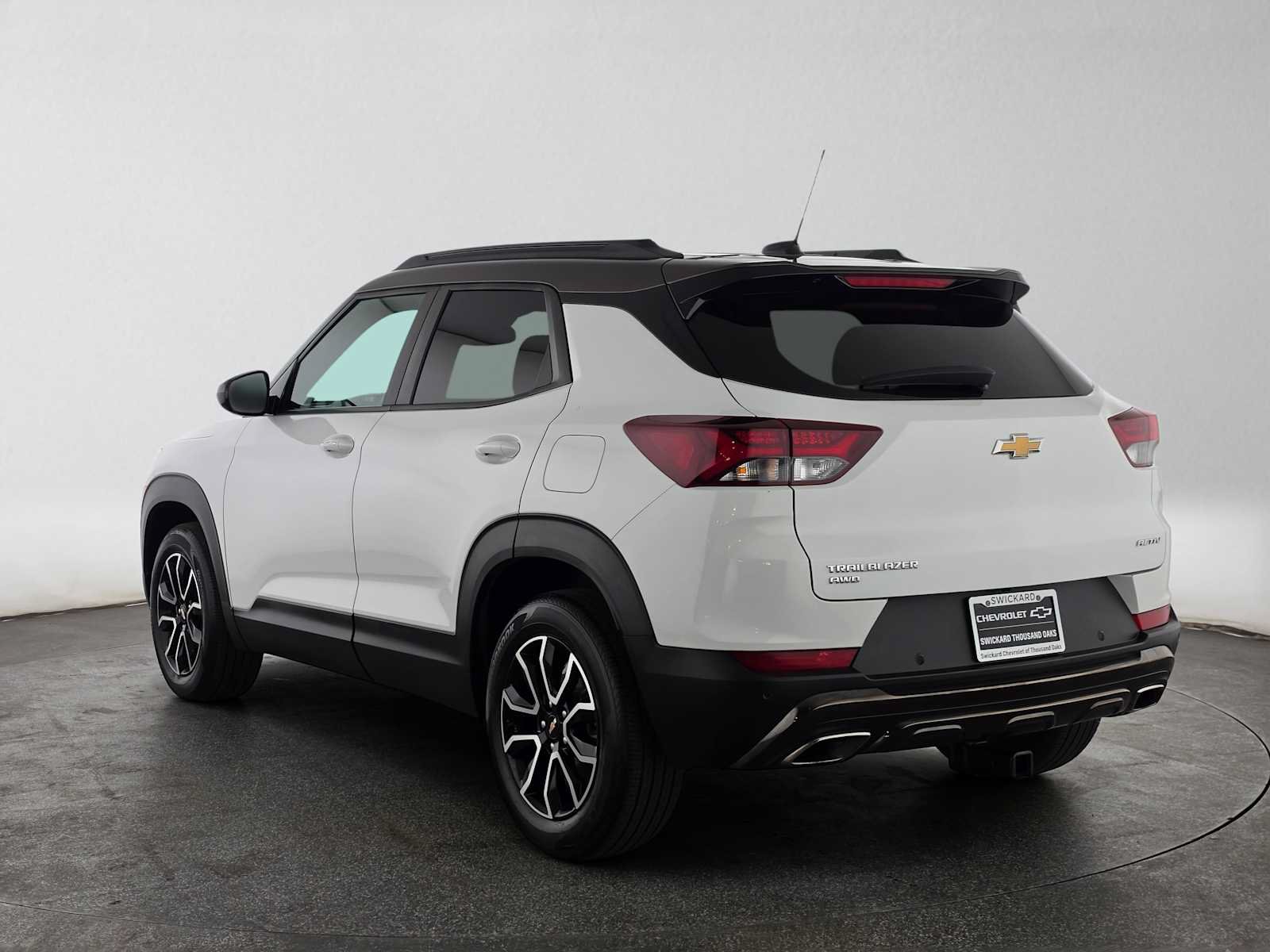Used 2021 Chevrolet TrailBlazer ACTIV w/ Sun and Liftgate Package AWD/4WD image 5