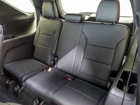 New 2026 Chevrolet Traverse Z71 w/ Driver Confidence Package image 11