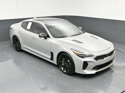 Used 2023 Kia Stinger GT2 image 24