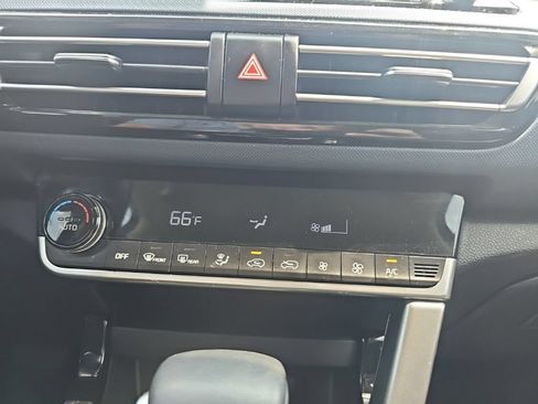 Used 2023 Kia Seltos S w/ Navigation Package AWD/4WD image 34