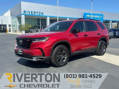 Used 2025 Honda Pilot TrailSport